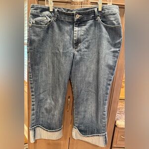 Chico's 3 Platinum Cropped Ankle Jeans with Relaxed Fit